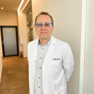 Dr. Andrius Bleizgys